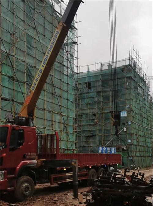 盘州市“慢工细活”—— 吊车的 “微动控制” 技术